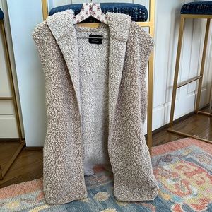 Fluffy Fleece Hooded Vest w/ Pockets
